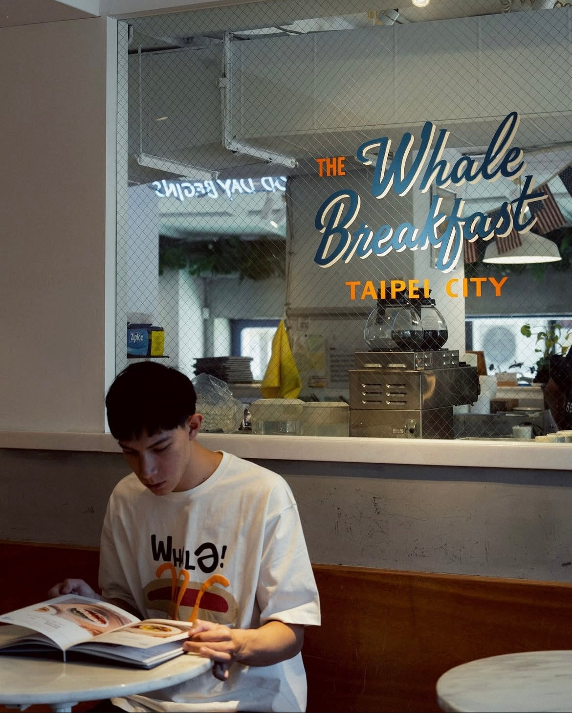 IDE WHALe Hotdog Tee