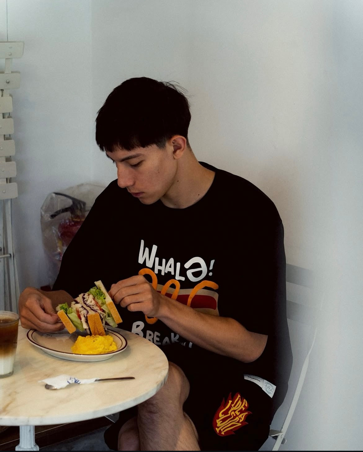 IDE WHALe Hotdog Tee