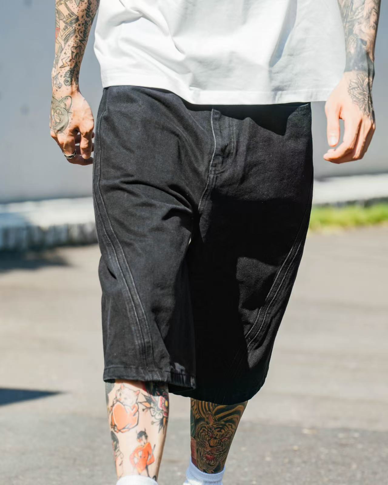 ORDINARY 3D ARC DENIM SHORTS