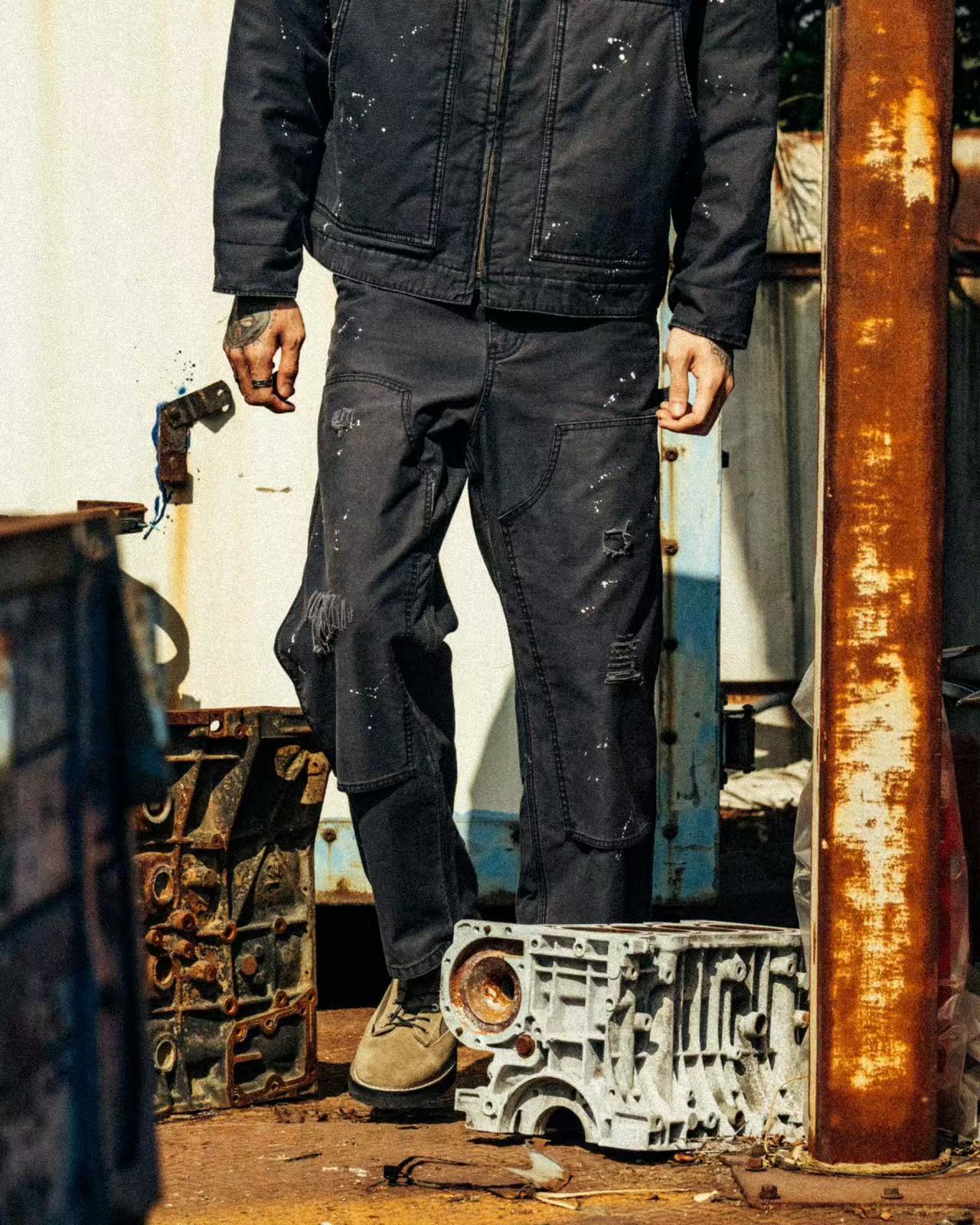 ORDINARY DISTRESSED PAINT SPLATTER PANTS
