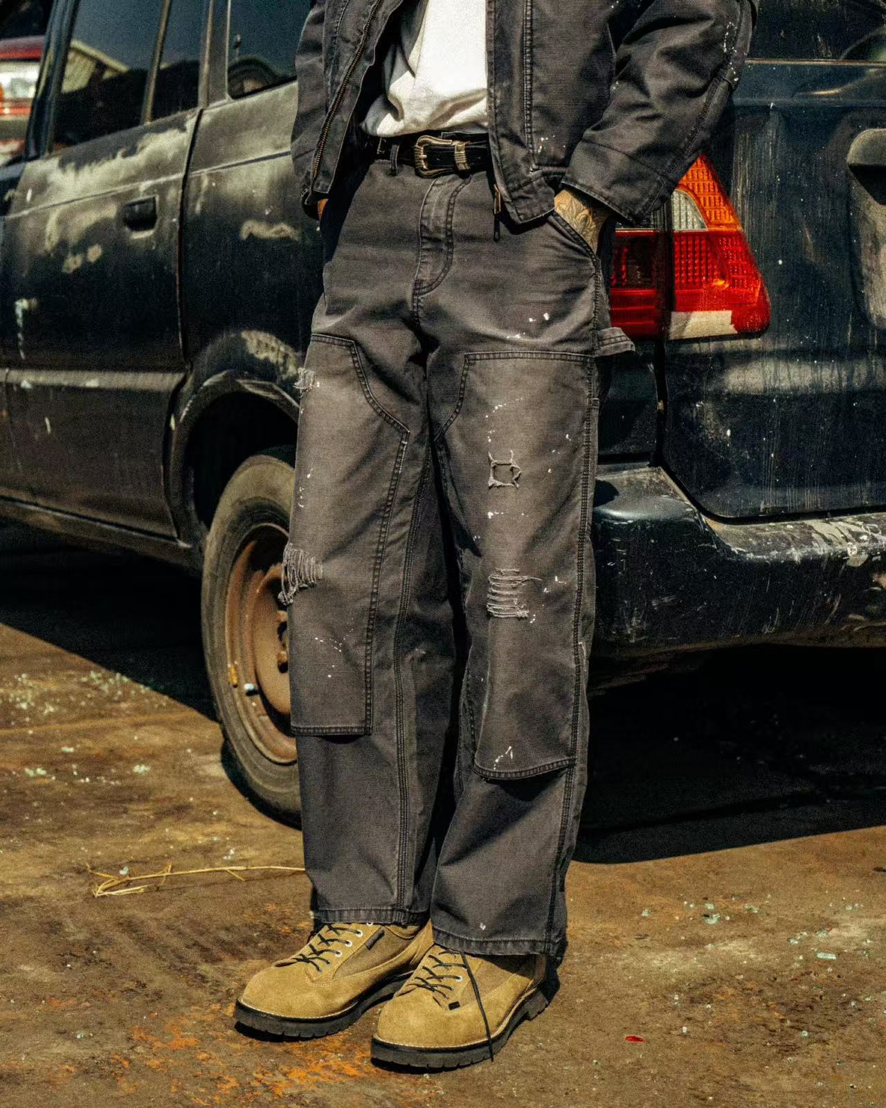 ORDINARY DISTRESSED PAINT SPLATTER PANTS
