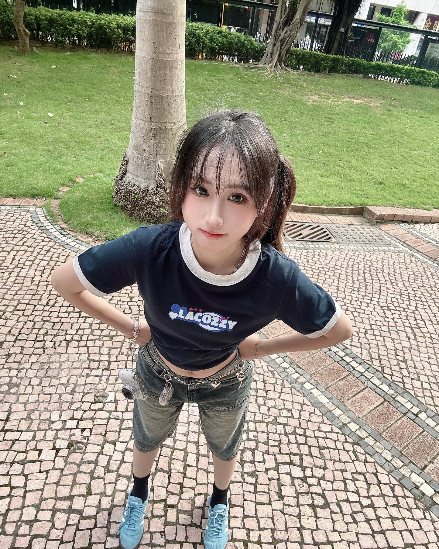 LACOZZY Y2K Logo Tee
