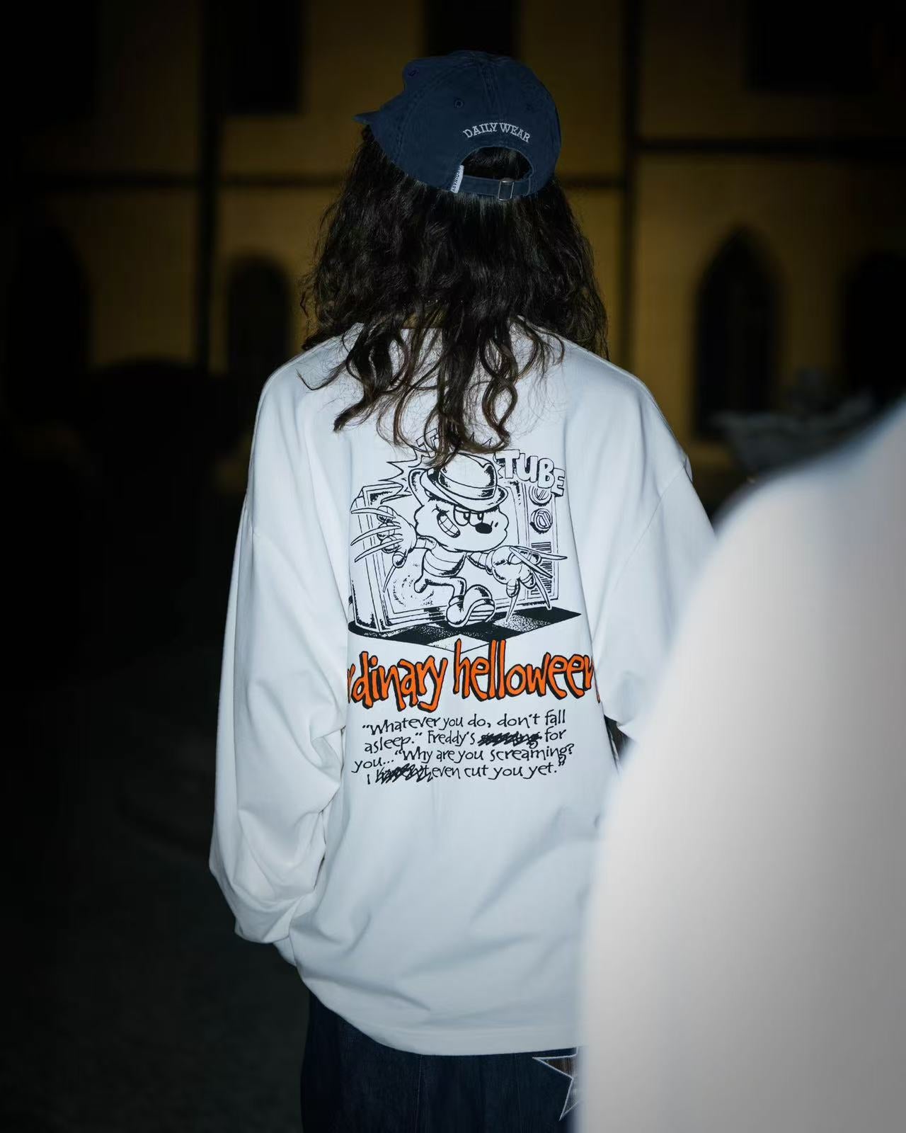 ORDINARY 美式驚慄電影插畫長Tee