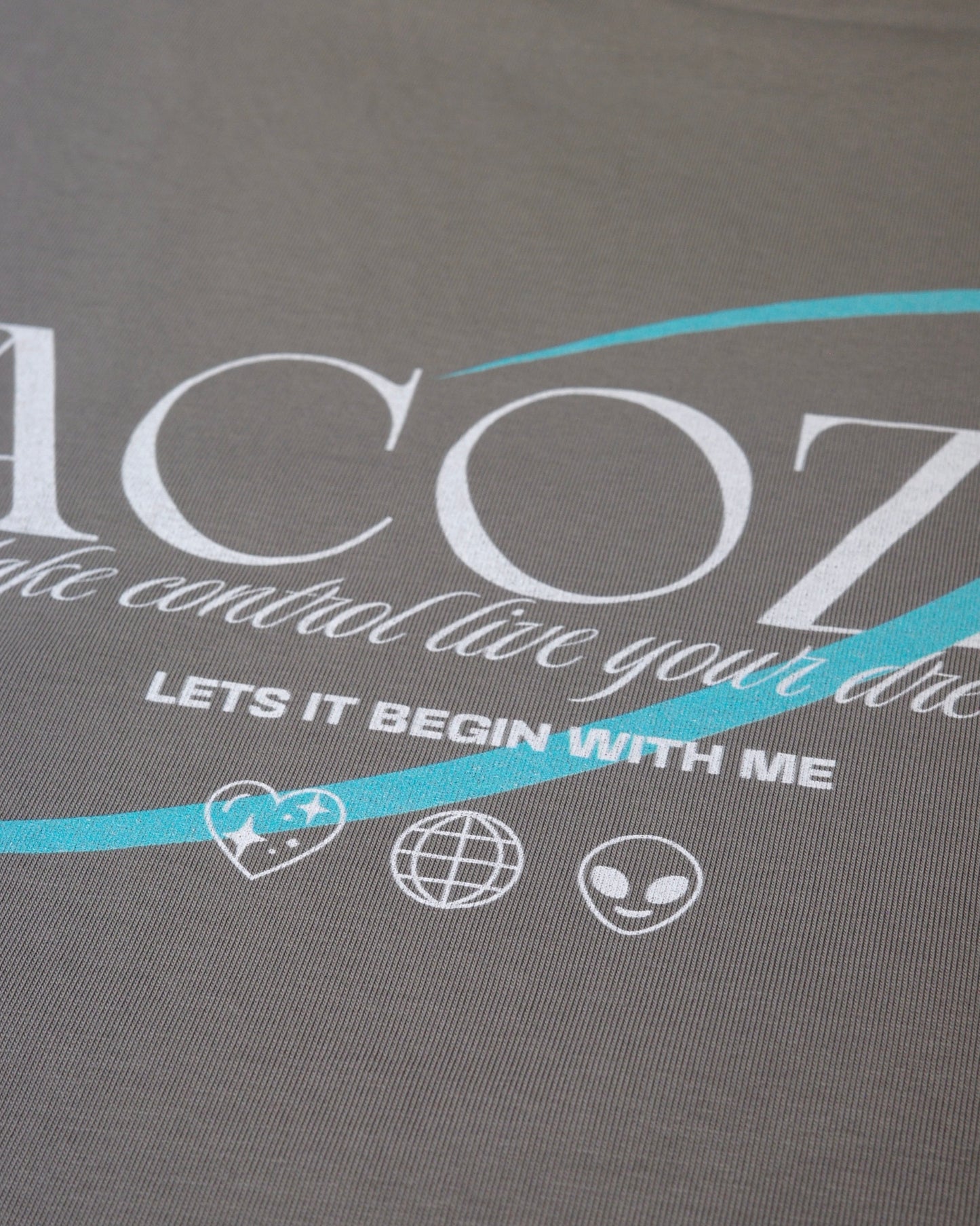 LACOZZY「Dream」Boxy Tee