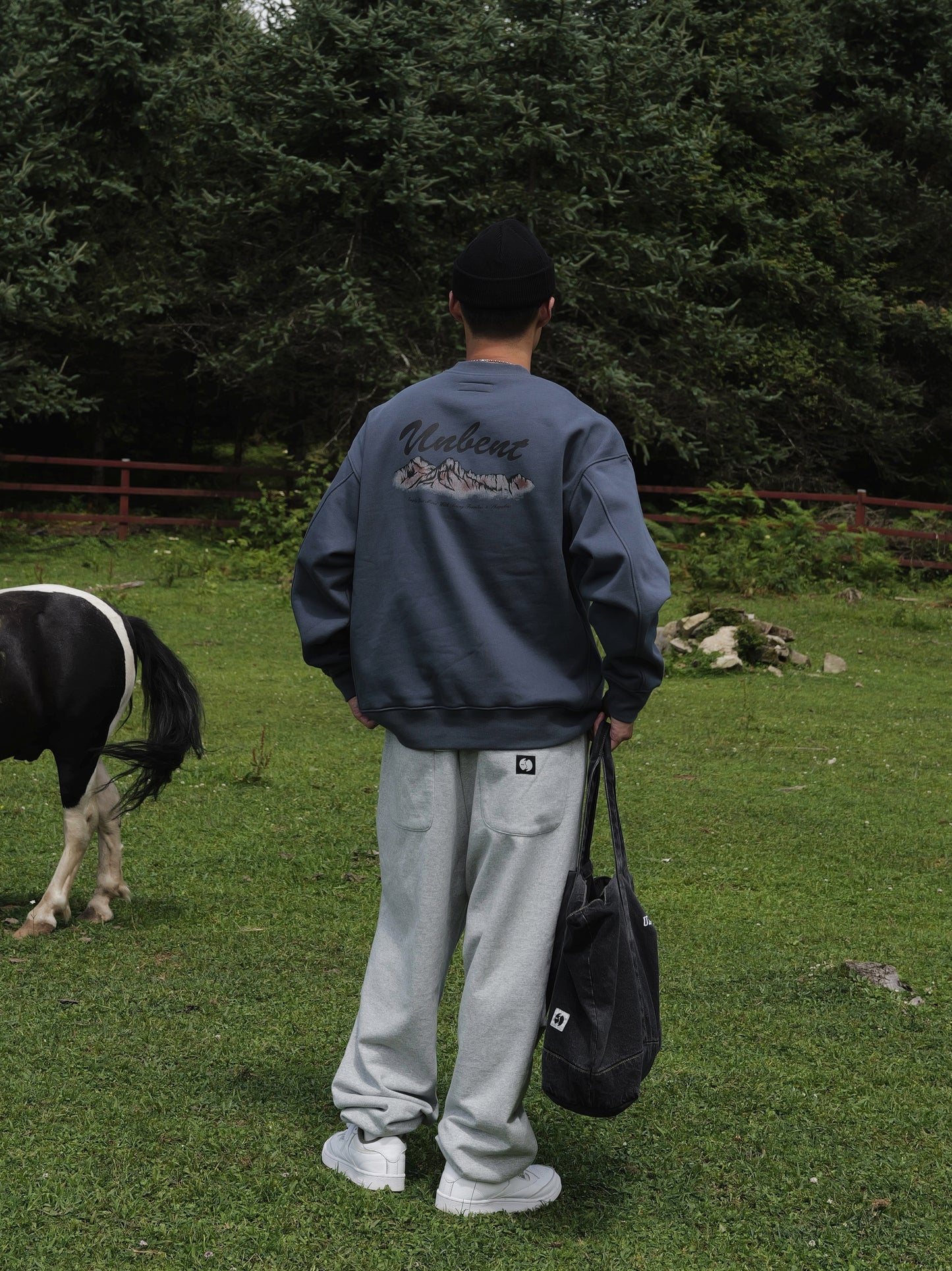 UNBENT 25AW 雪山圖案衛衣