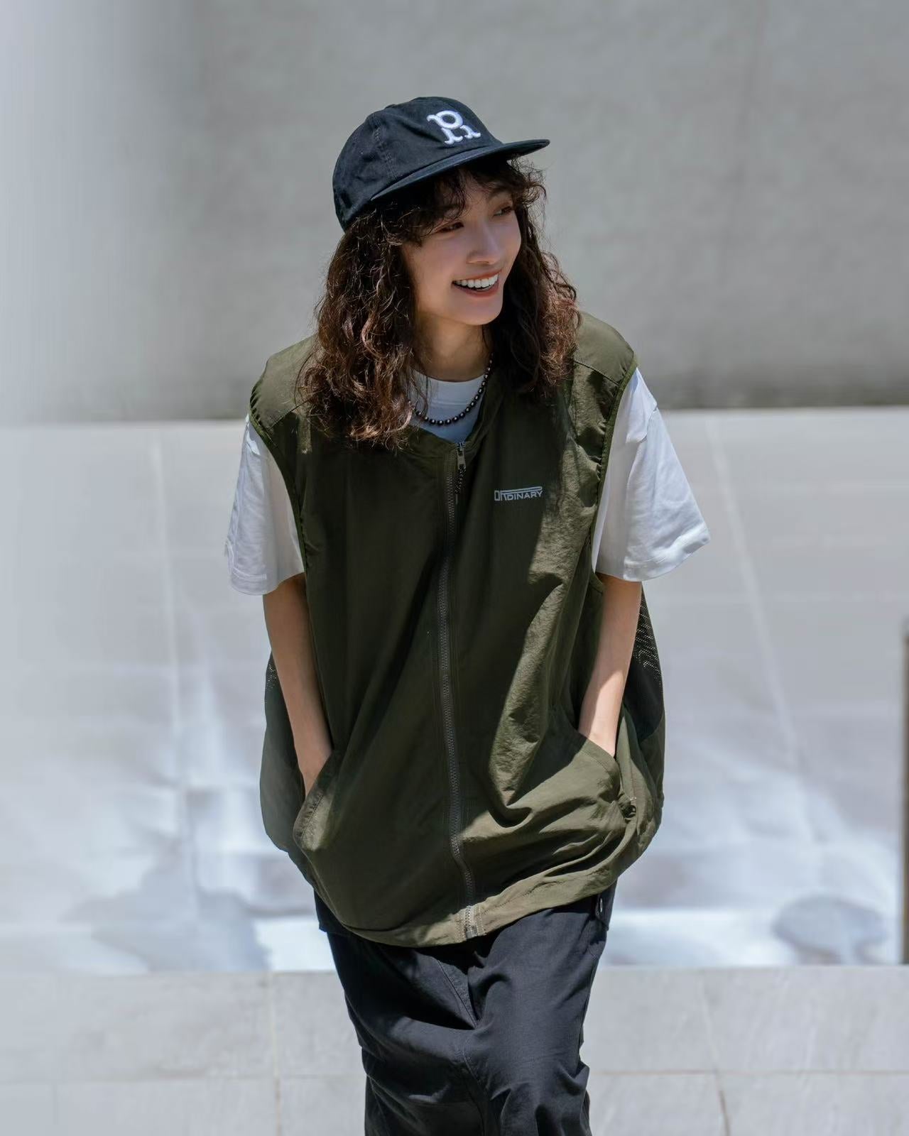 ORDINARY 機能拼接背心