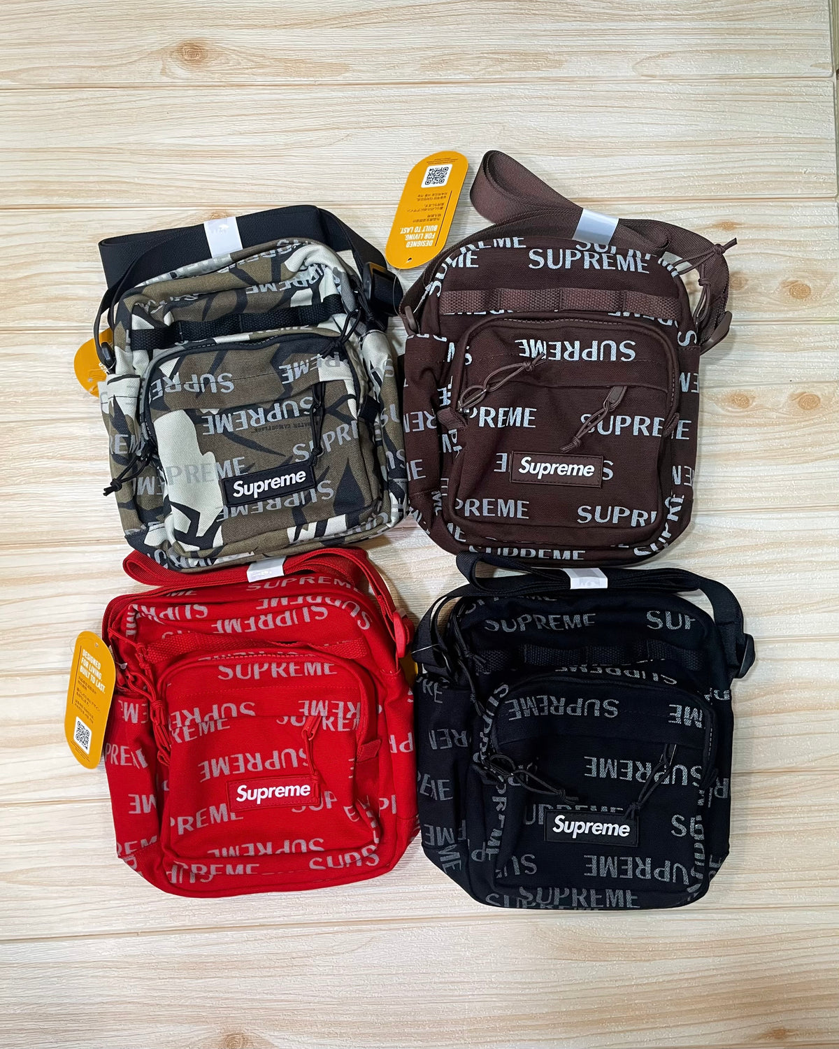Supreme 26FW shoulder bag