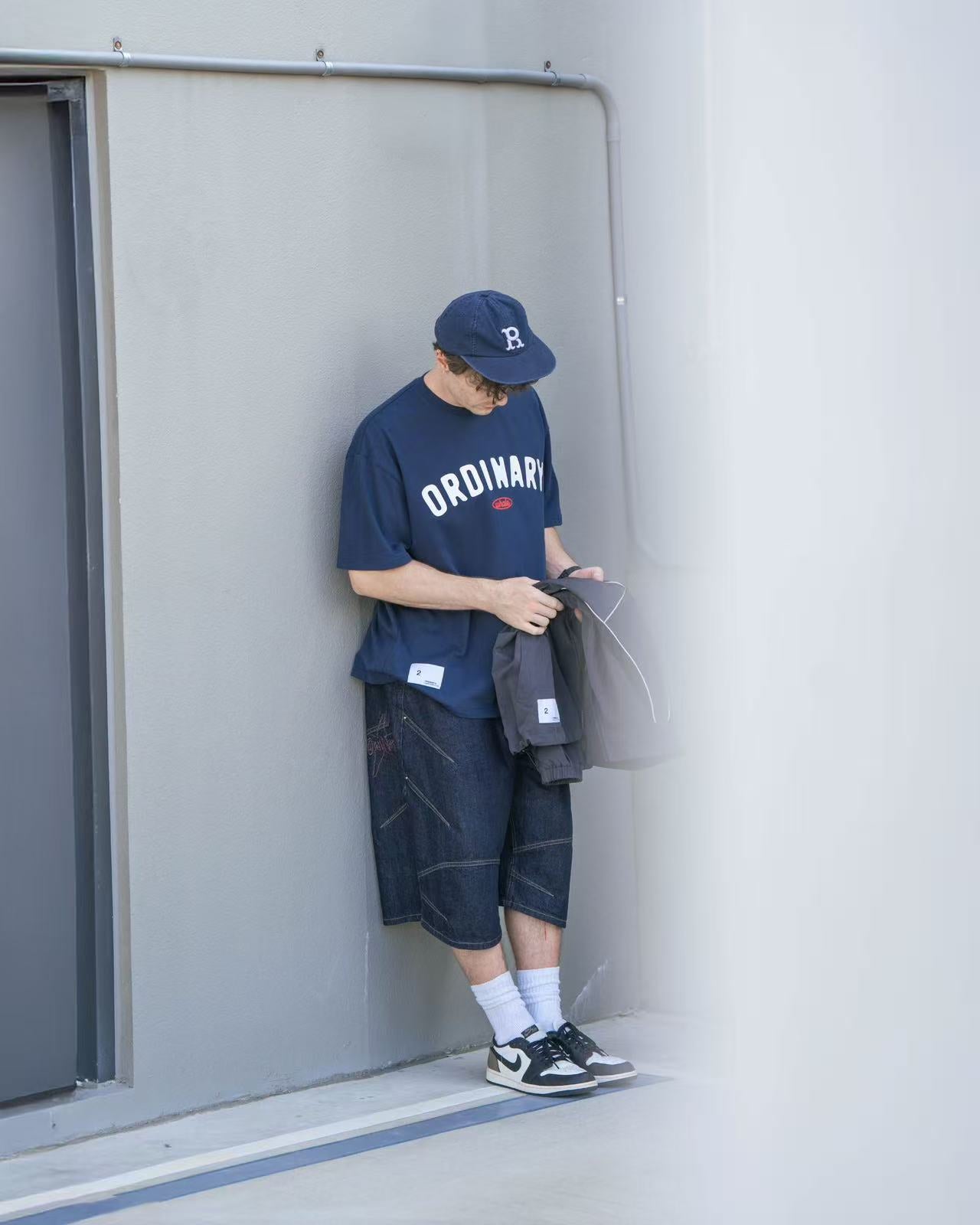 ORDINARY 美式復古鯨魚logo短Tee