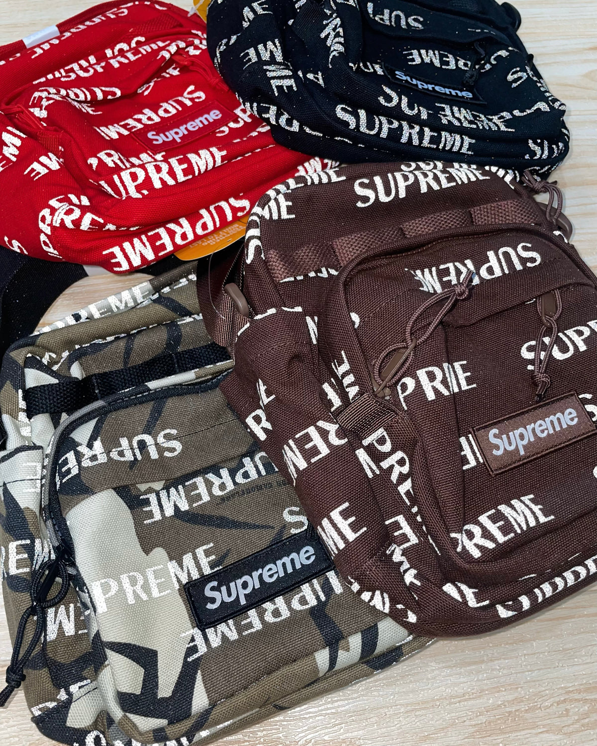Supreme 26FW shoulder bag