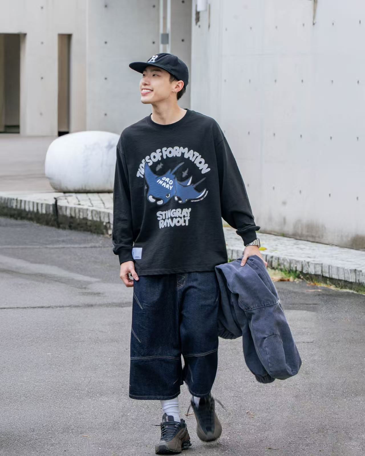 ORDINARY 美式魔鬼魚長Tee