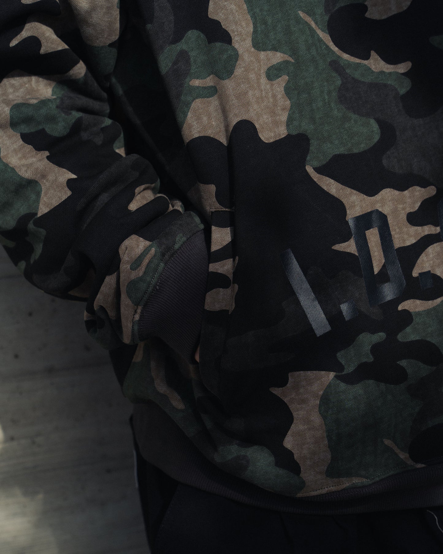 IDSM Hoodie/短版連帽衛衣