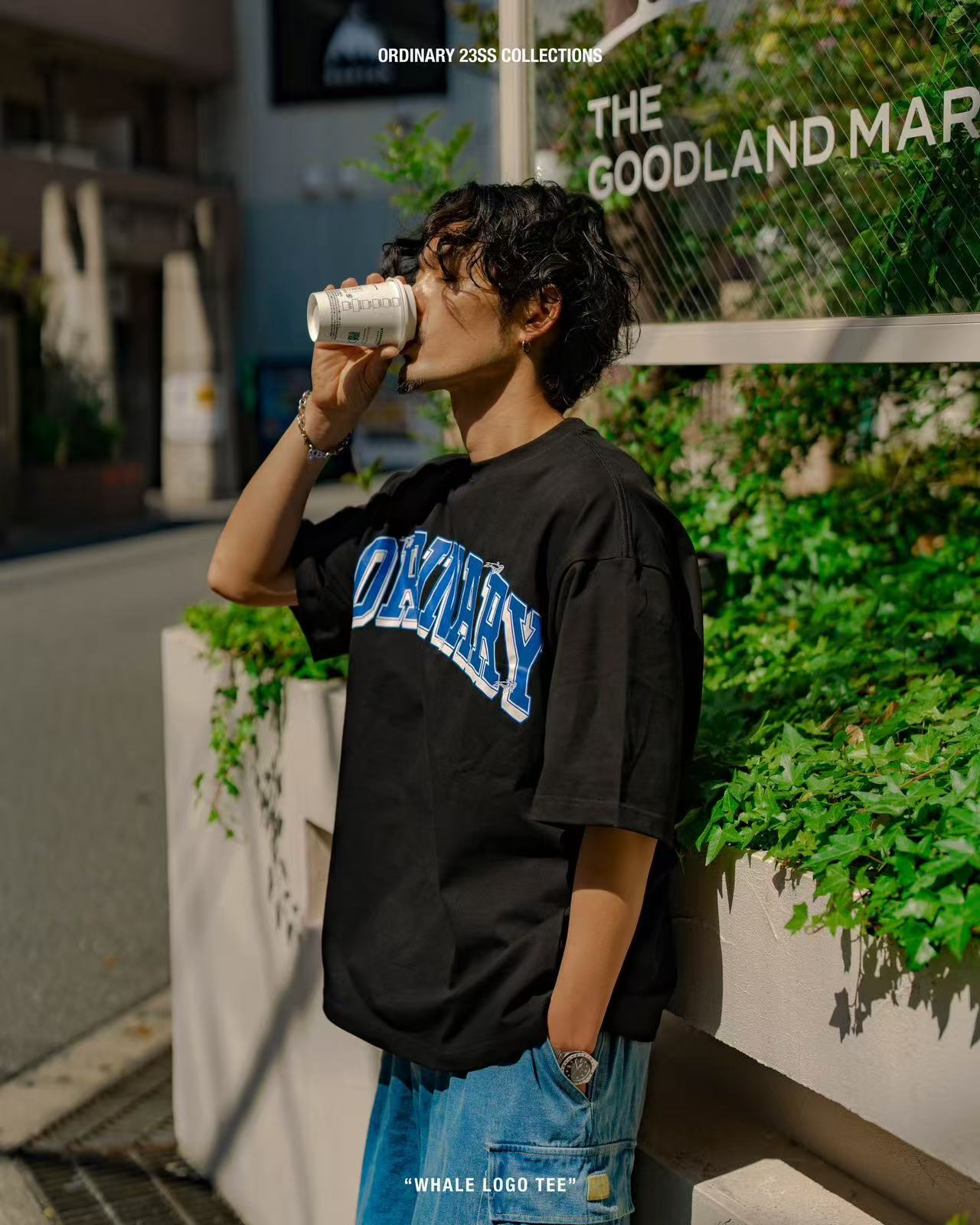 ORDINARY 經典大學字刺繡鯨魚LOGO短tee