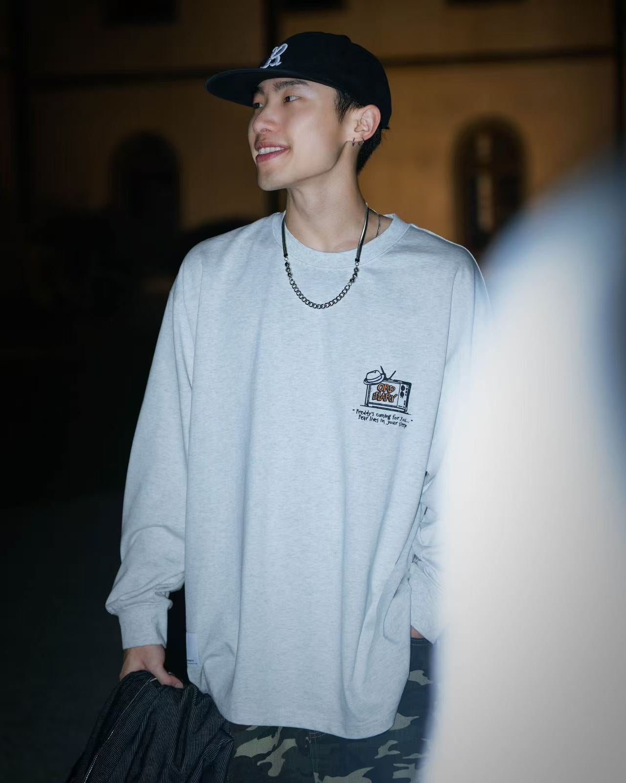 ORDINARY 美式驚慄電影插畫長Tee