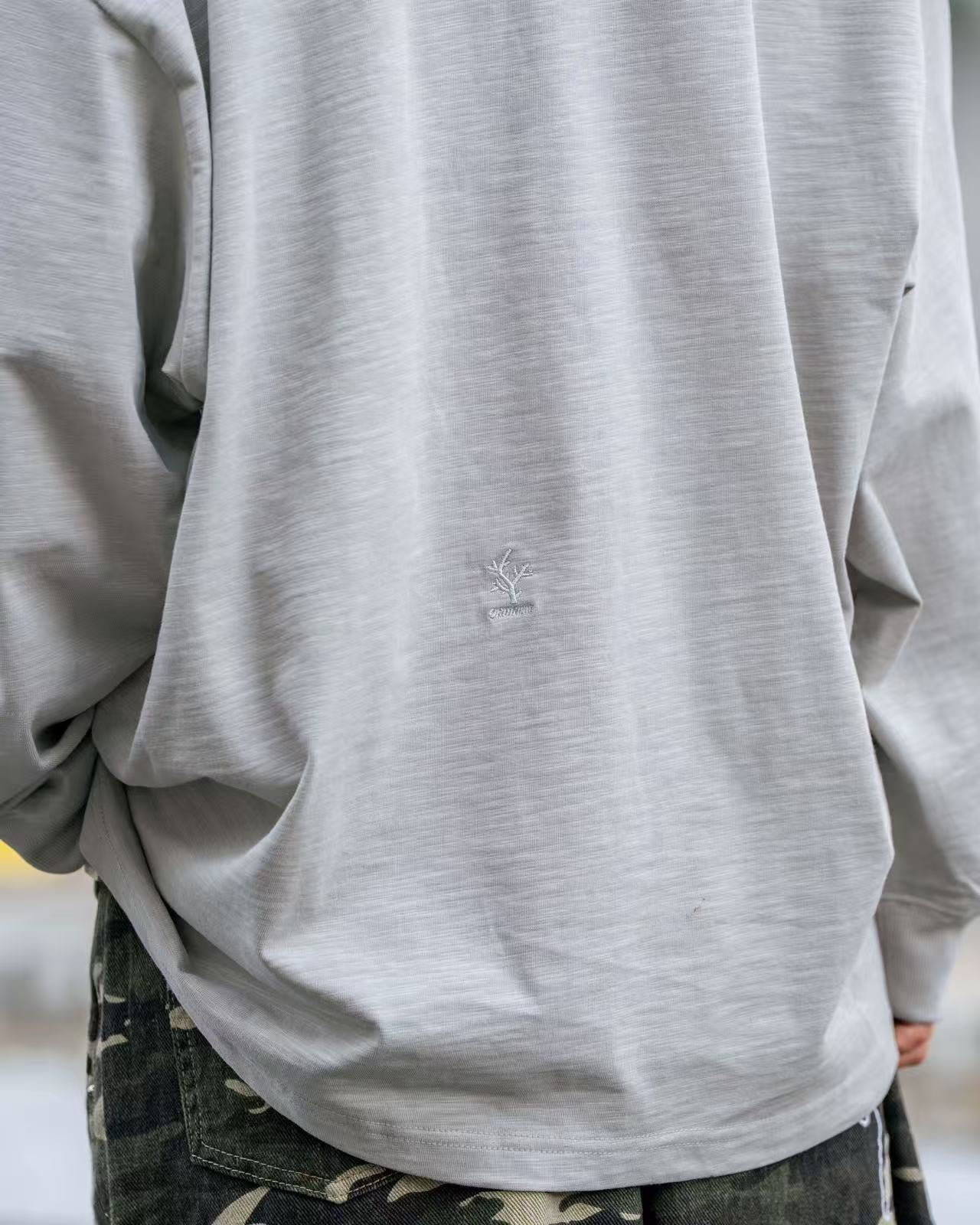 ORDINARY 美式魔鬼魚長Tee