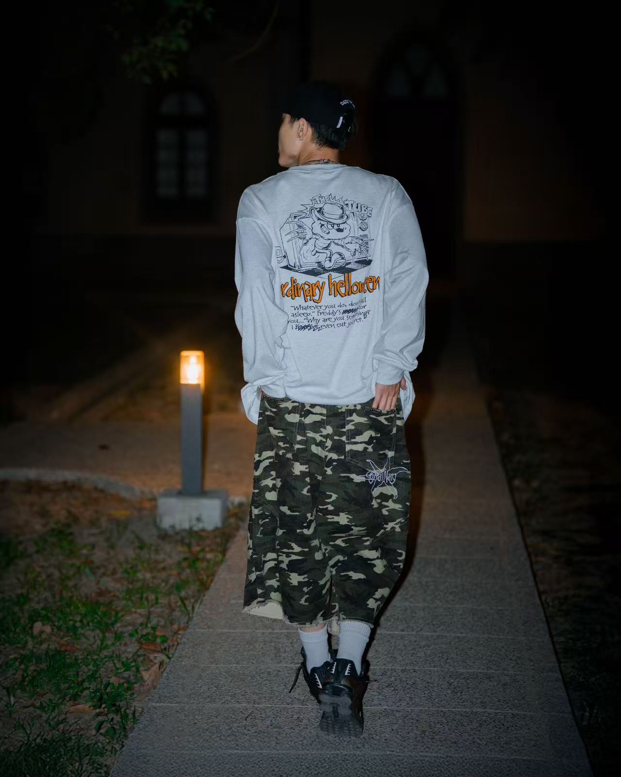 ORDINARY 美式驚慄電影插畫長Tee