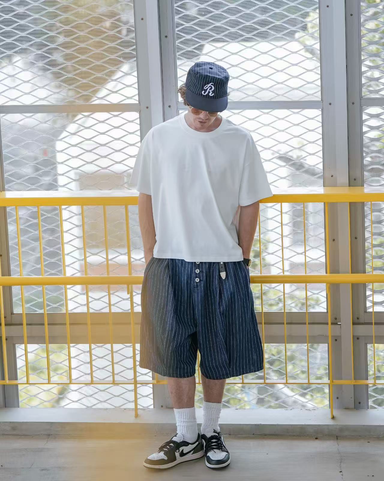 ORDINARY 直紋牛仔鉚釘七分褲