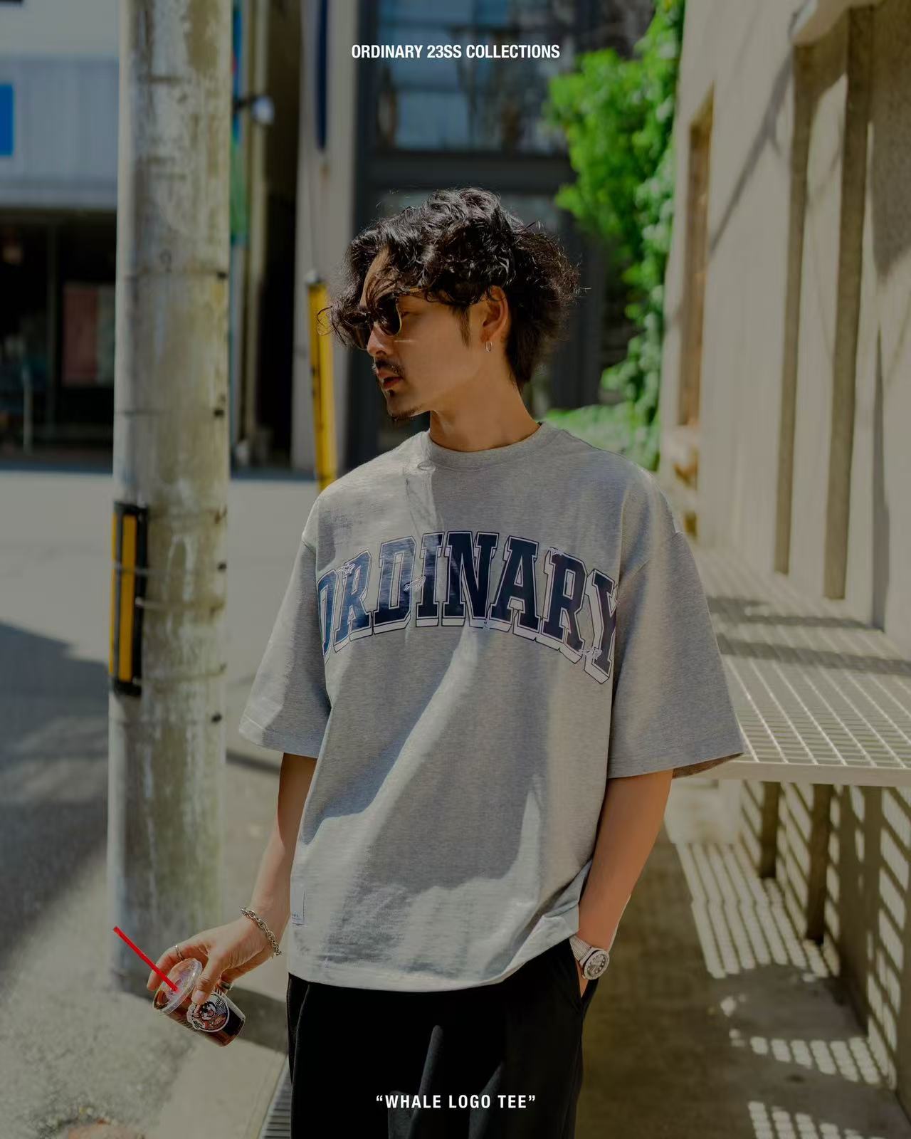 ORDINARY 經典大學字刺繡鯨魚LOGO短tee